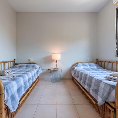 Can Costelles Cambrils - Atico En Primera Linea Con Vistas, Piscina Y Parking Luaran gambar