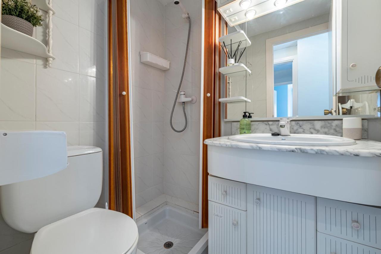Can Costelles Cambrils - Atico En Primera Linea Con Vistas, Piscina Y Parking Luaran gambar